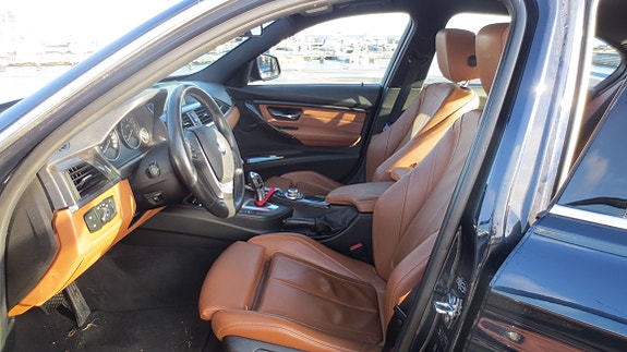 BMW 328i 2 of 3