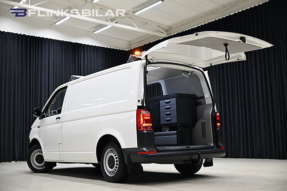 Volkswagen Transporter 4 of 5