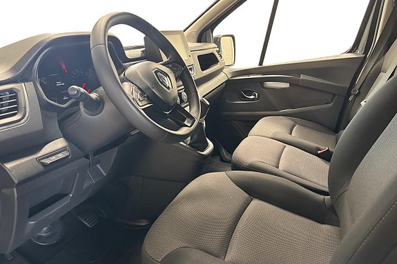 Renault Trafic 8 of 21