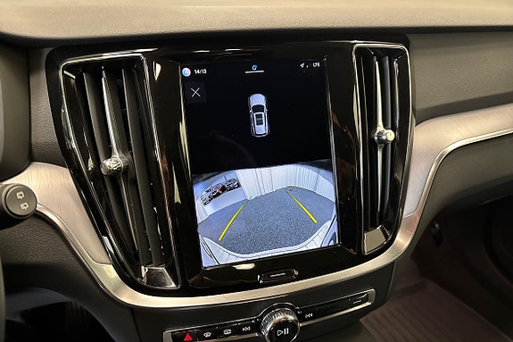 Volvo V60 13 of 23