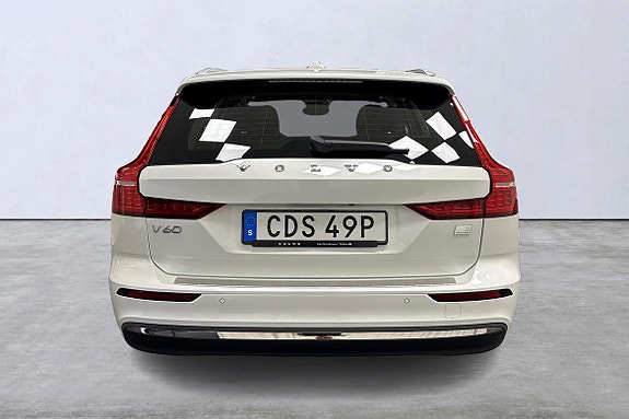 Volvo V60 4 of 5