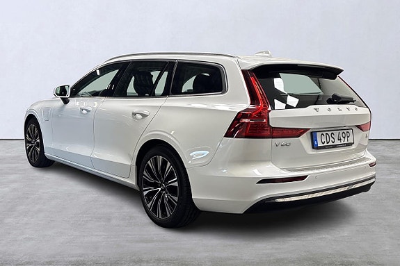 Volvo V60 3 of 5