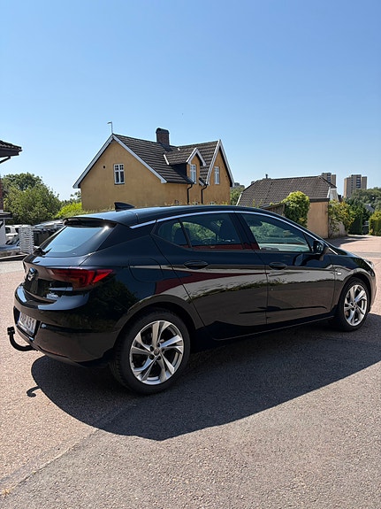Opel Astra 3 of 14