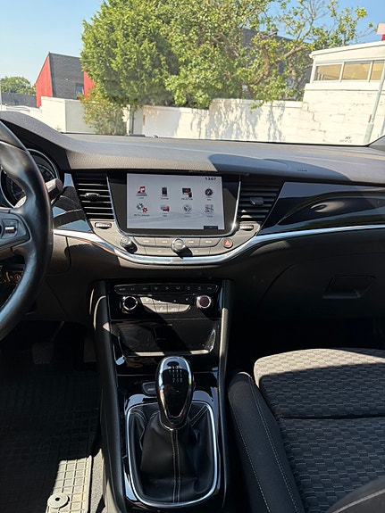 Opel Astra 8 of 14