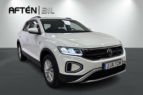 Volkswagen T-Roc 4 of 5