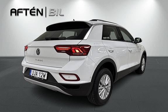 Volkswagen T-Roc 7 of 23