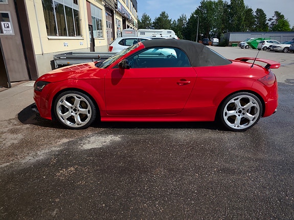 Audi TTS 3 of 4