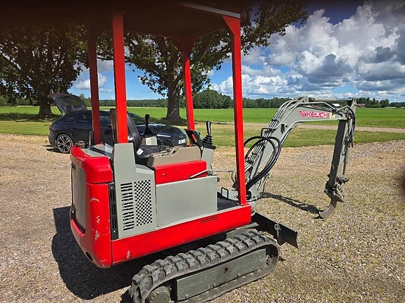 Takeuchi TB 015 3 of 22