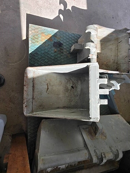 Takeuchi TB 015 15 of 22