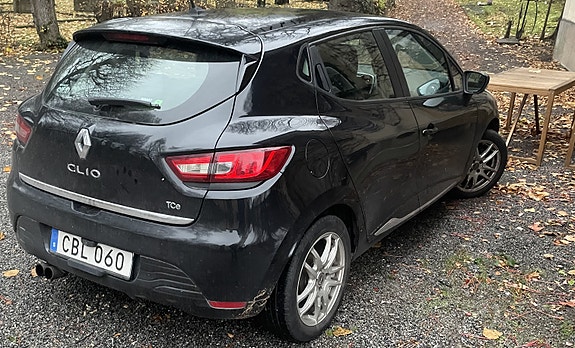 Renault Clio 2 of 5