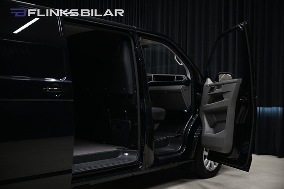 Volkswagen Transporter 8 of 28