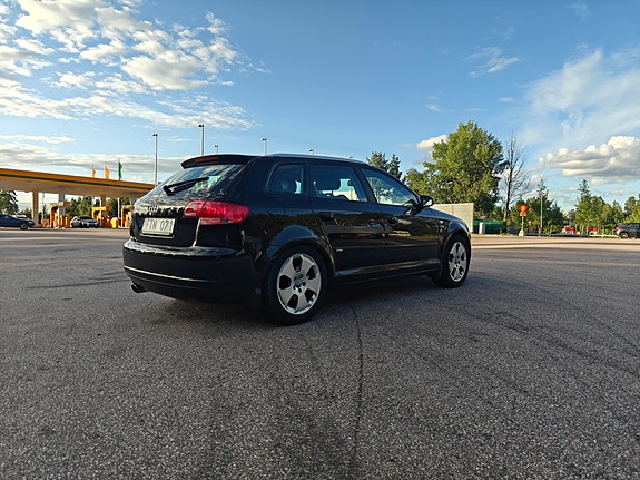 Audi A3 3 of 5