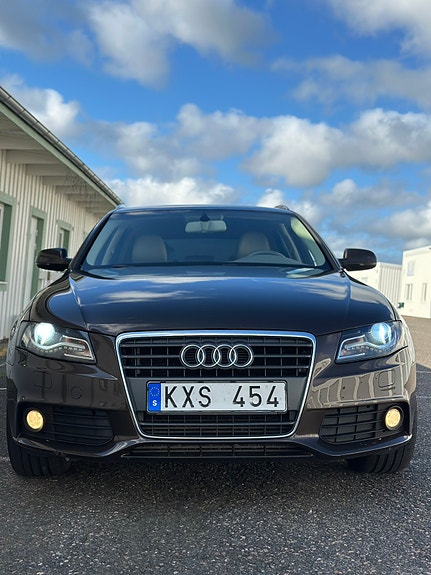 Audi A4 2 of 25