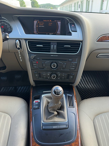 Audi A4 13 of 25
