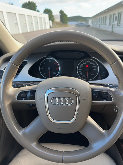 Audi A4 15 of 25