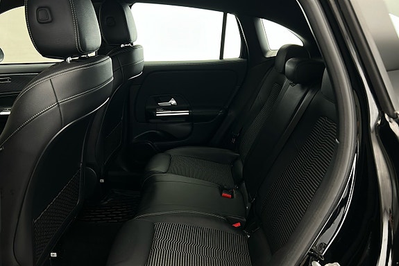Mercedes-Benz GLA250 e 13 of 24