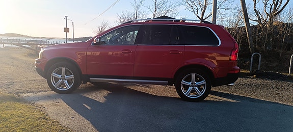 Volvo XC90 13 of 15