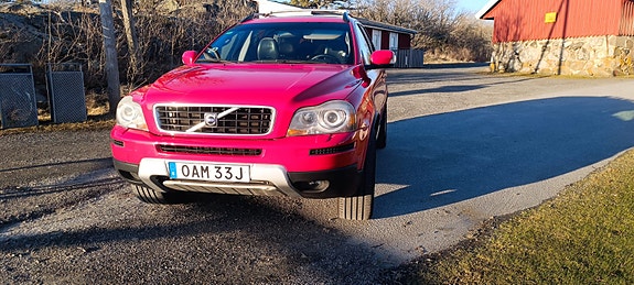 Volvo XC90 3 of 15