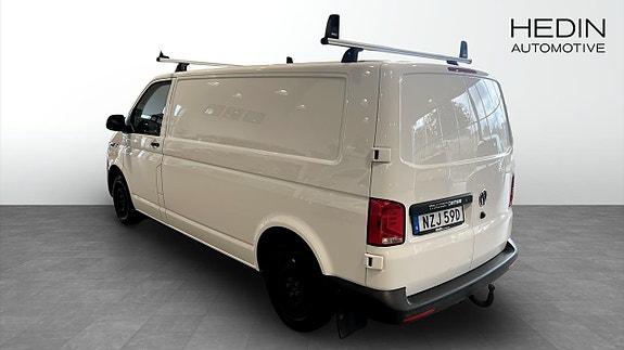 Volkswagen Transporter 2 of 5