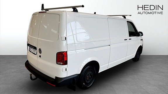 Volkswagen Transporter 3 of 5