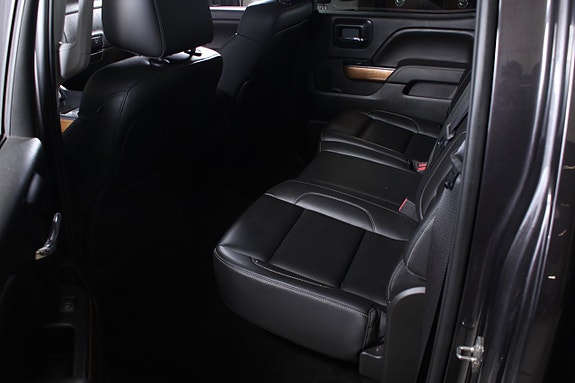 Chevrolet Silverado 1500 10 of 12