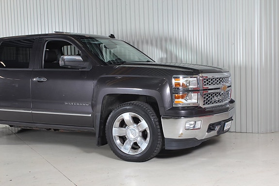 Chevrolet Silverado 1500 3 of 12