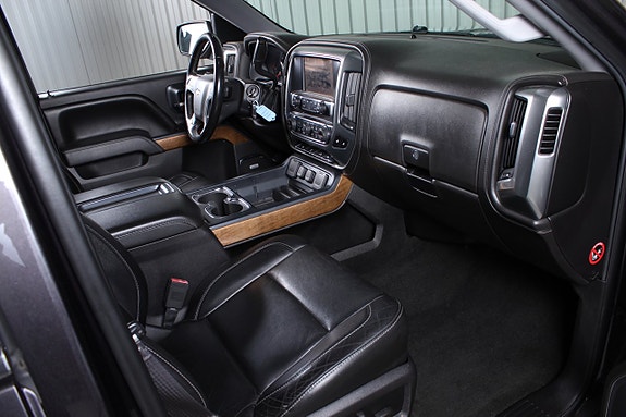 Chevrolet Silverado 1500 11 of 12