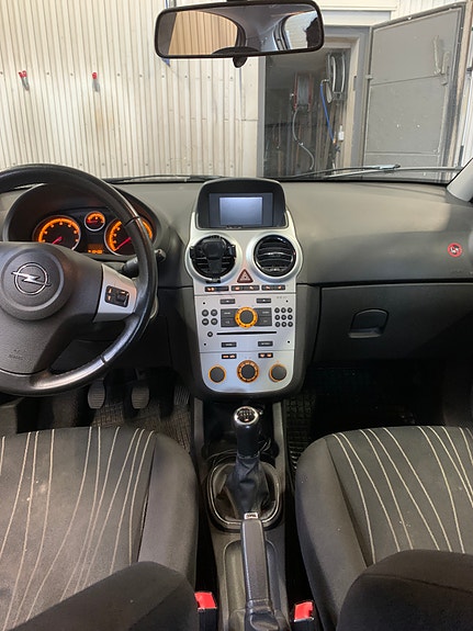 Opel Corsa 6 of 12