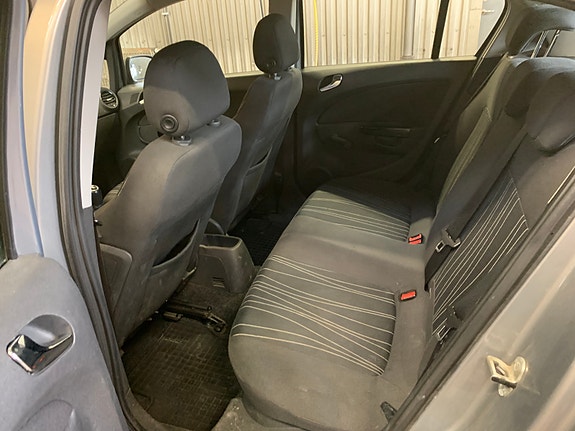 Opel Corsa 7 of 12