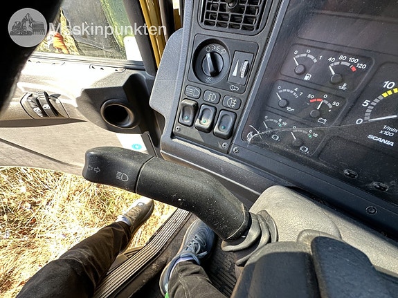 Scania p94d skåpbil 22 of 27