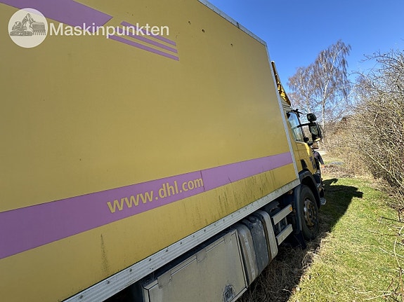 Scania p94d skåpbil 4 of 27