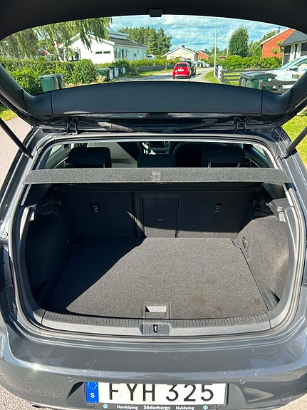 Volkswagen Golf VII 5 of 6
