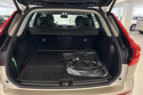Volvo XC60 8 of 9