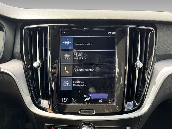 Volvo V60 Cross Country 16 of 19