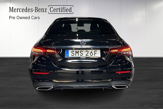 Mercedes-Benz E220 16 of 25