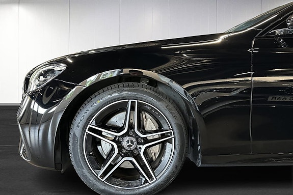 Mercedes-Benz E220 6 of 25