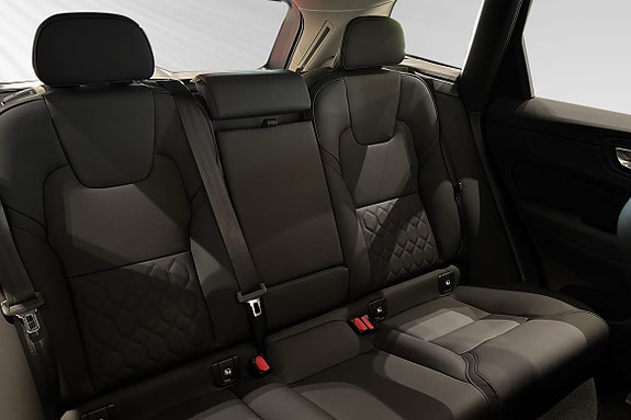 Volvo XC60 10 of 10