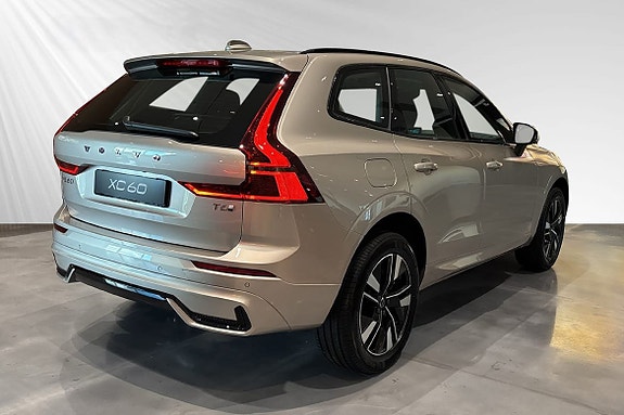 Volvo XC60 4 of 5