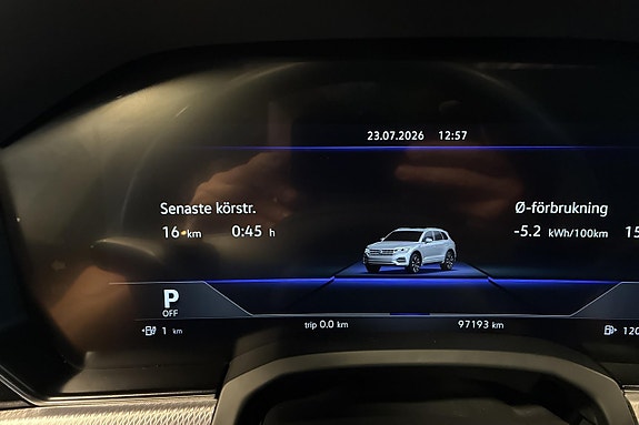 Volkswagen Touareg 12 of 24