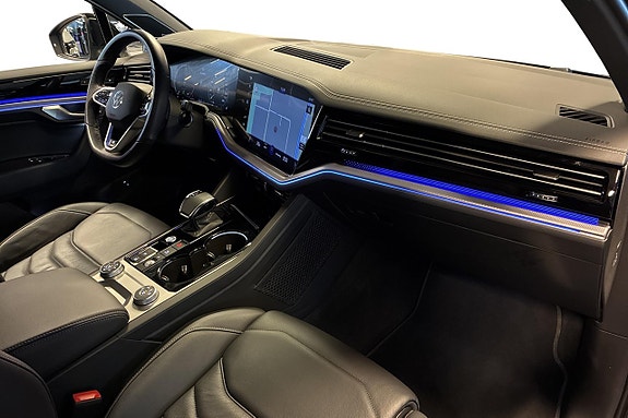 Volkswagen Touareg 11 of 24