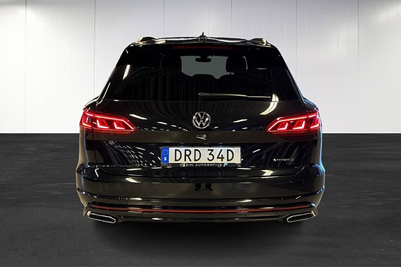 Volkswagen Touareg 6 of 24