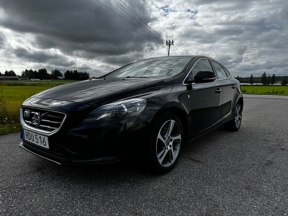 Volvo V40 5 of 5