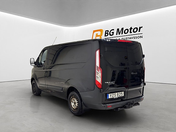 Ford Transit Custom 6 of 18