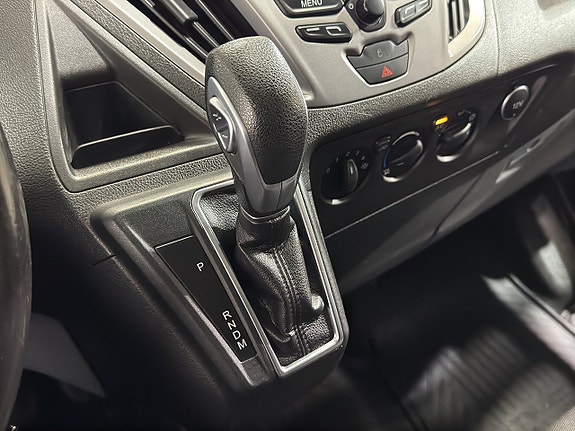 Ford Transit Custom 14 of 18