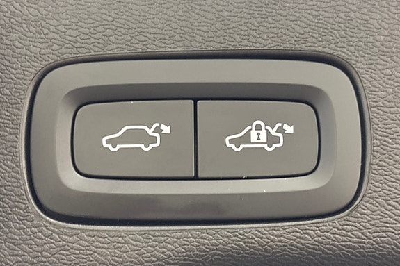 Volvo XC60 17 of 25