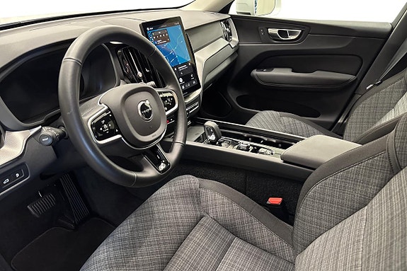 Volvo XC60 7 of 25