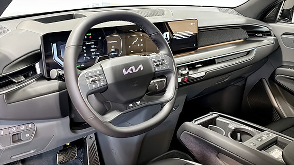 Kia EV9 9 of 13
