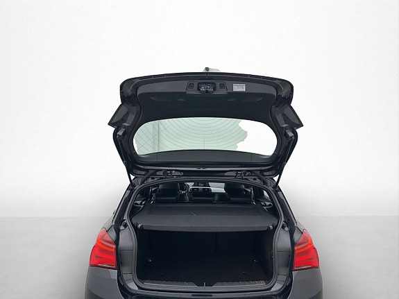 BMW 118i 22 of 27