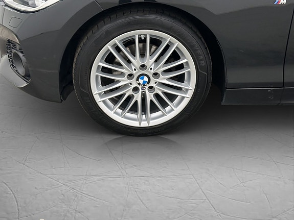 BMW 118i 23 of 27