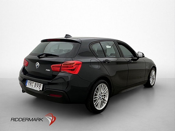 BMW 118i 8 of 27